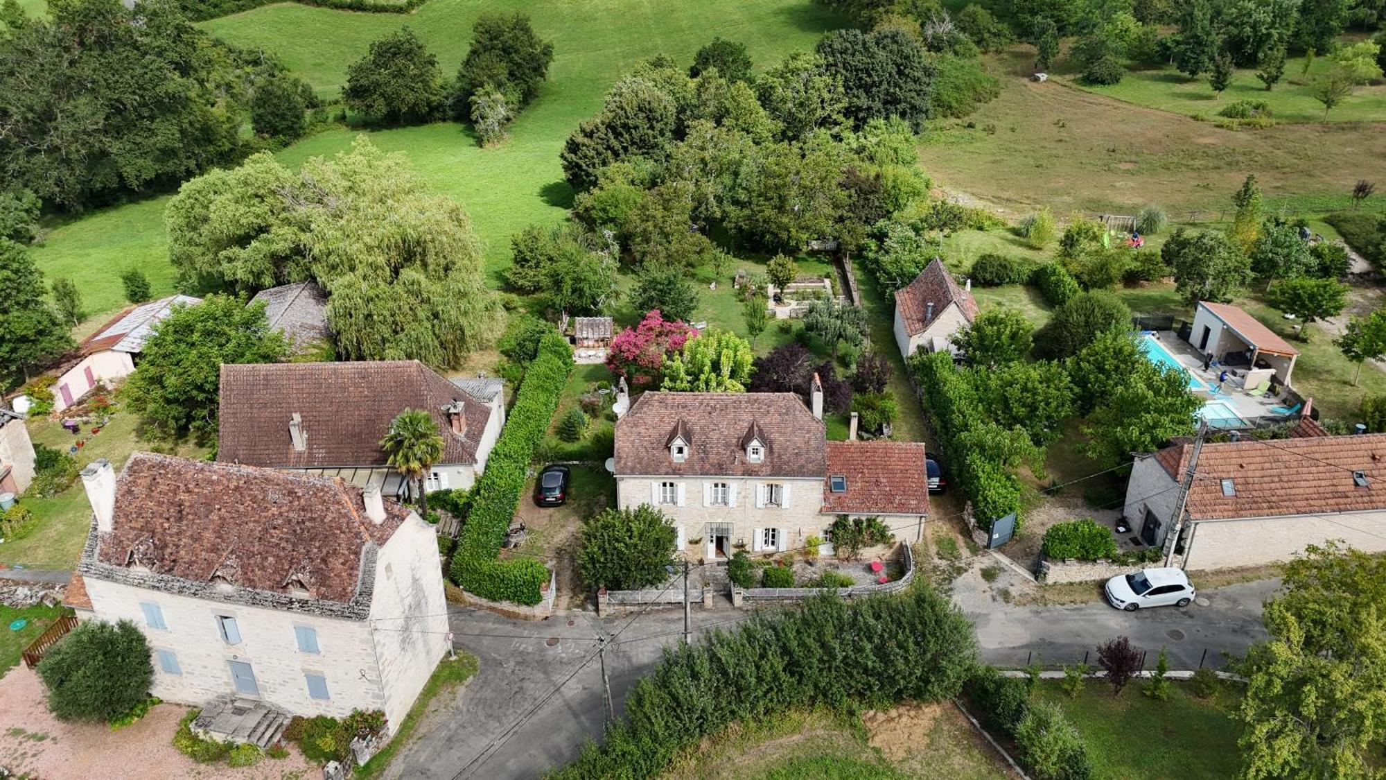 Les Trois Prunelles Saint-Pierre-Toirac Exterior foto